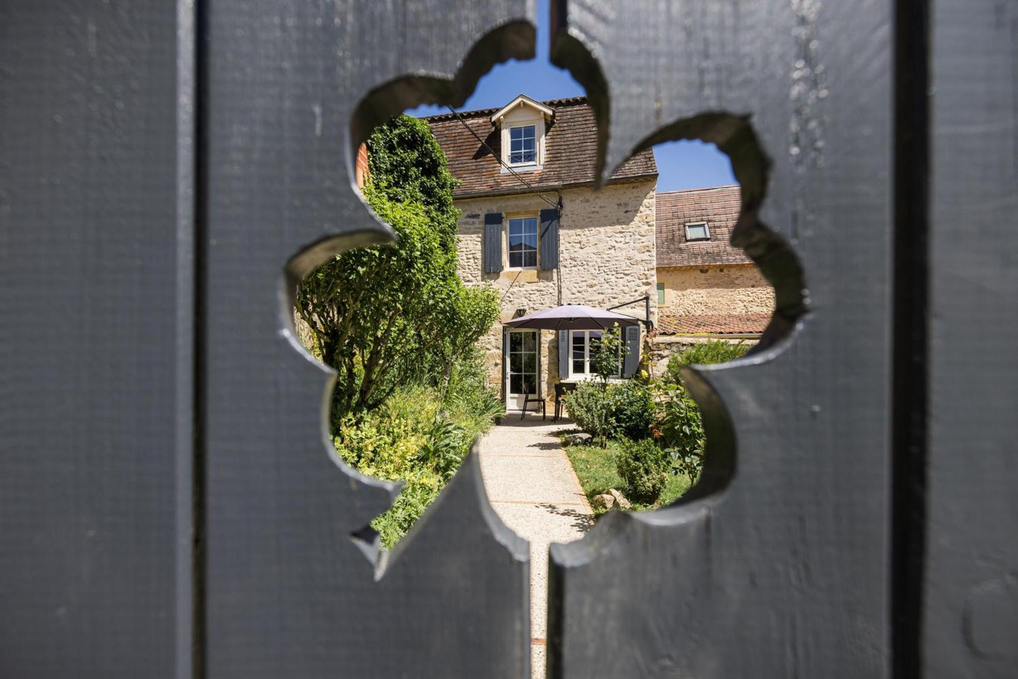 Hotel Le Trèfle à Quatre Feuilles à Siorac-en-Périgord Extérieur photo